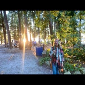 Meet your Posher, Anna